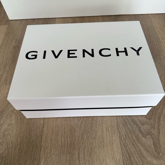 GIVENCHY Urban Street Leather Slip-On Sneakers With Shearling Strap - Picture 7 of 7